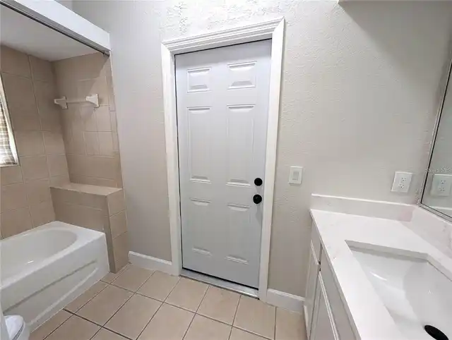 Listing Photo 16
