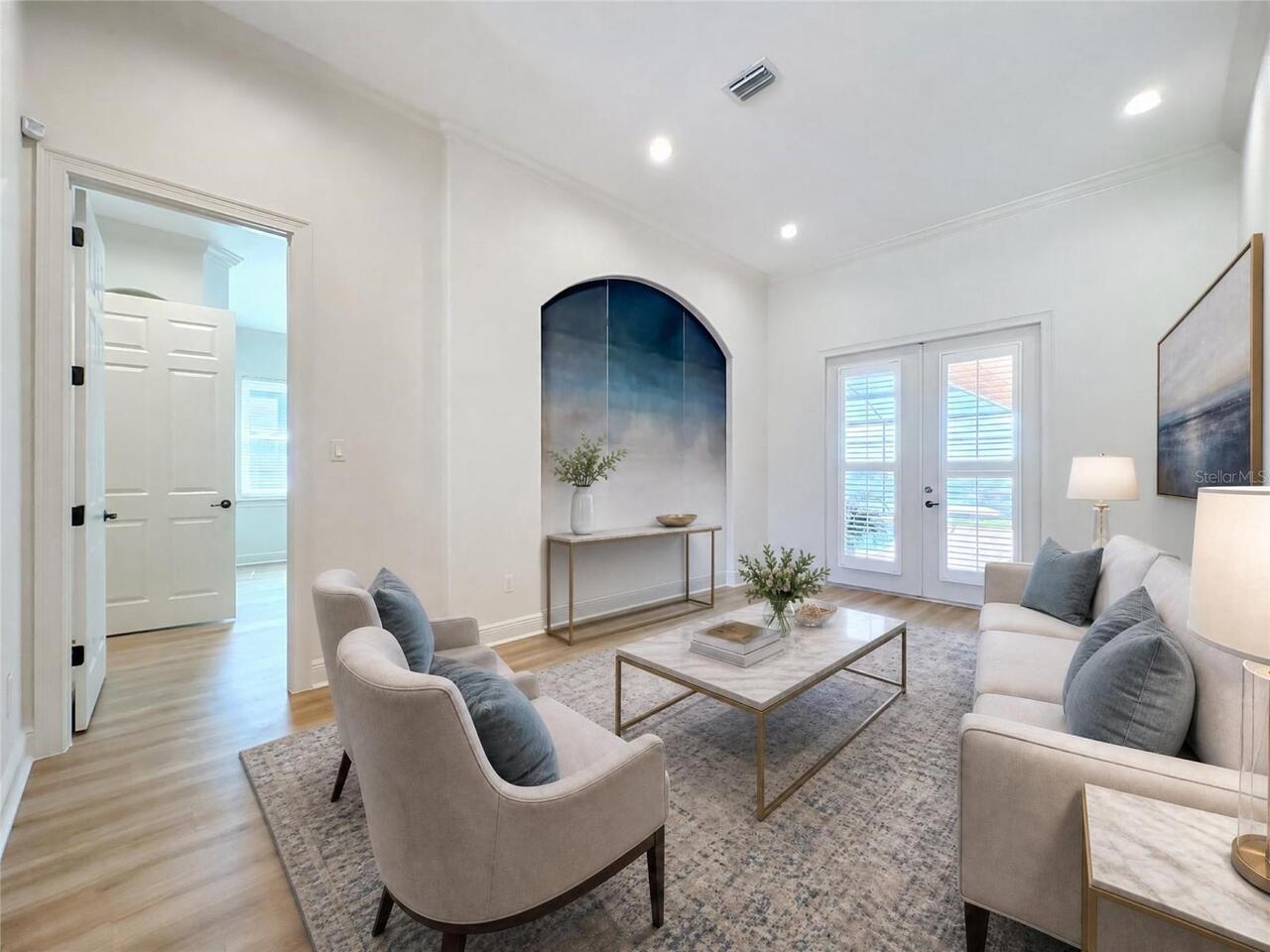 Listing Photo 8