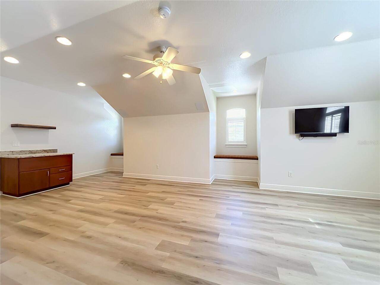 Listing Photo 47