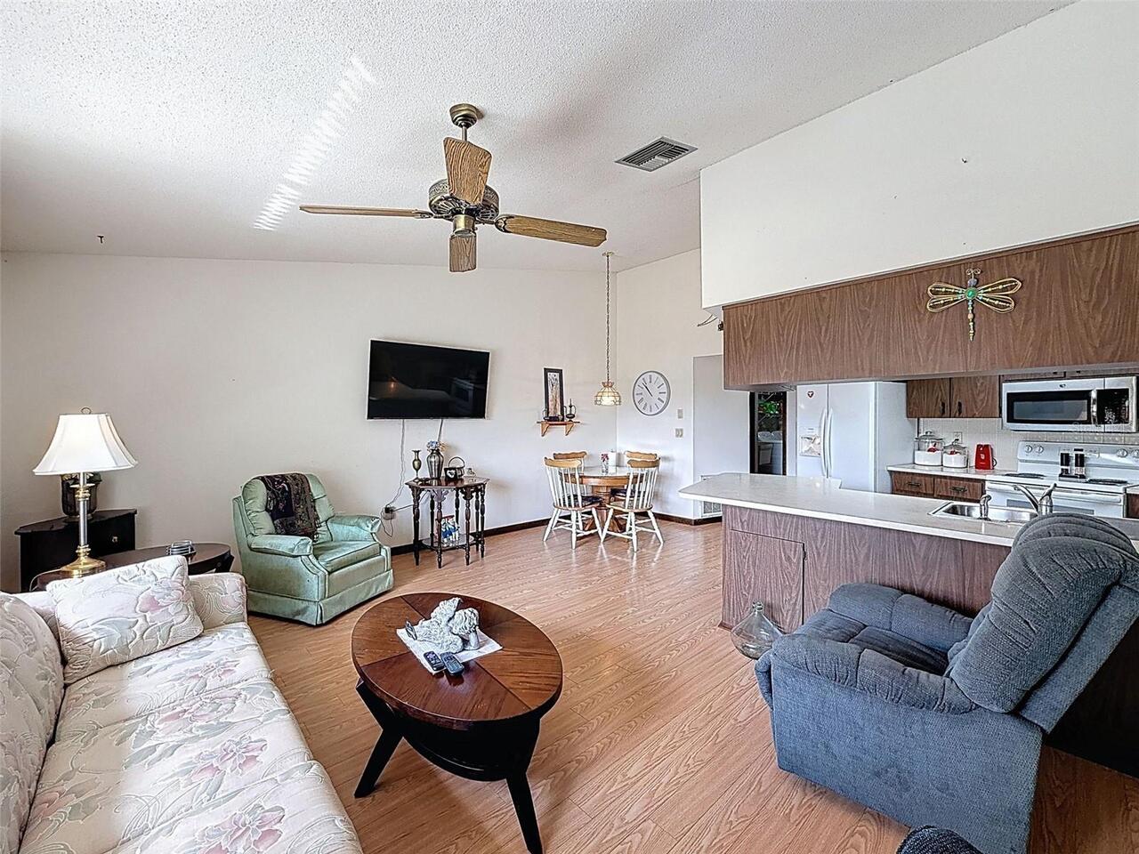 Listing Photo 28
