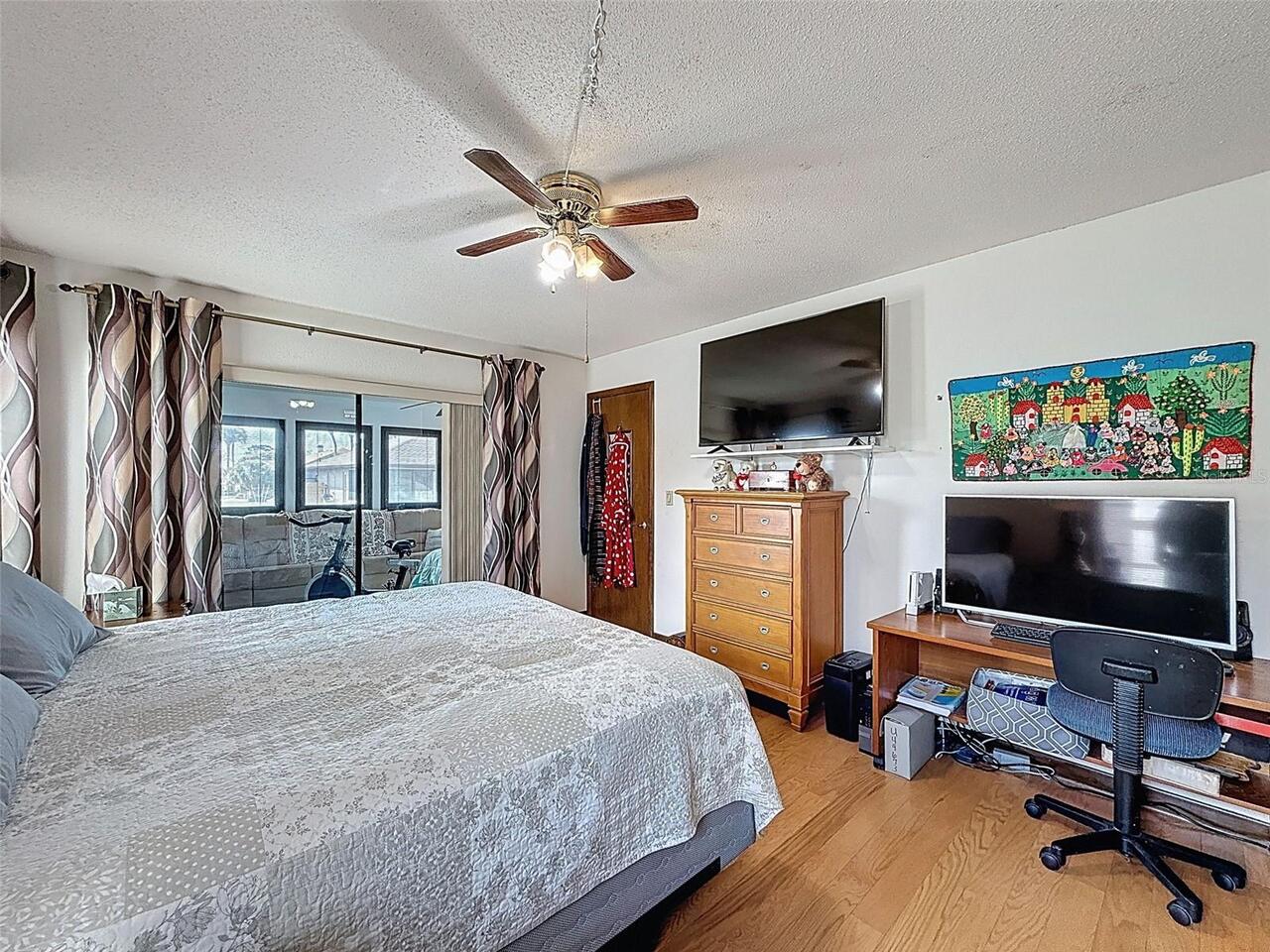 Listing Photo 35