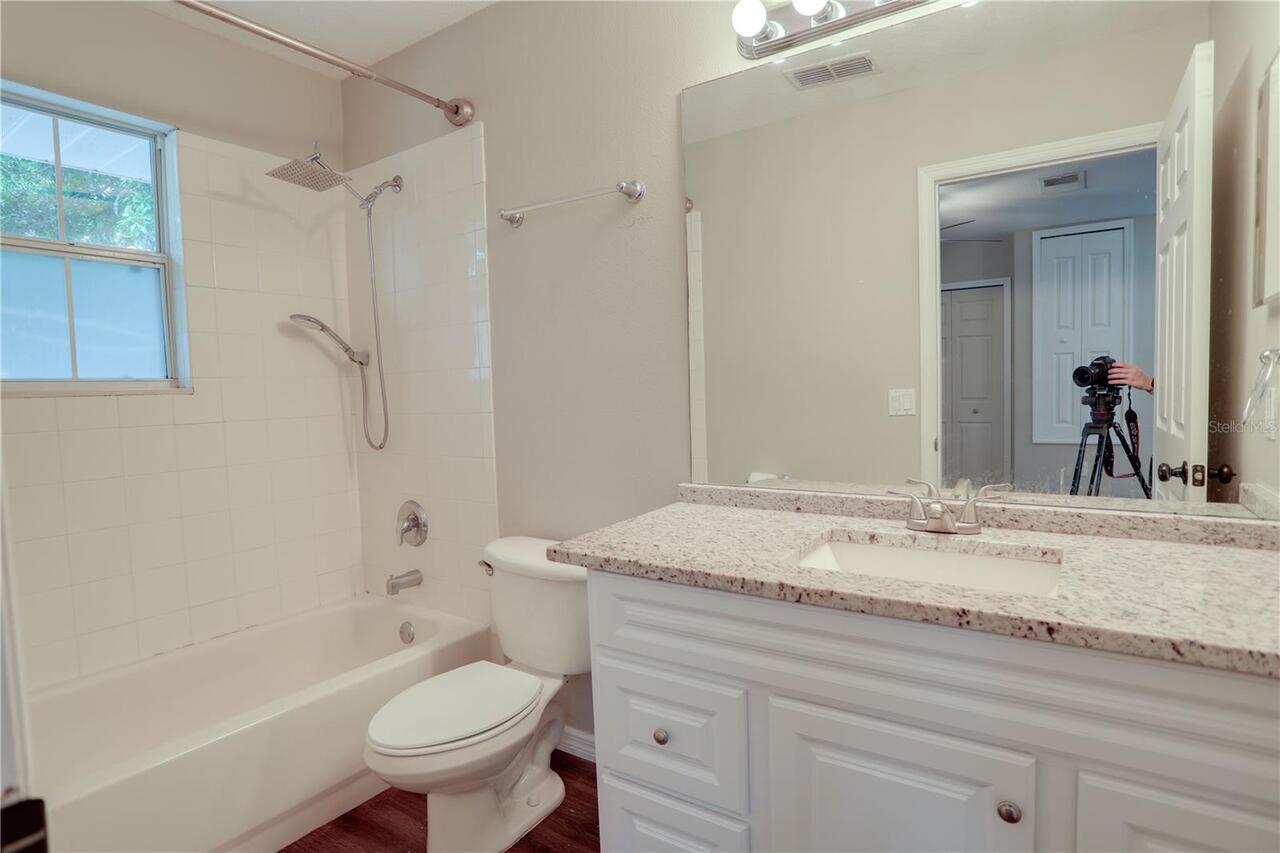 Listing Photo 10