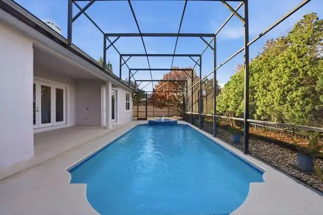 Listing Photo 8