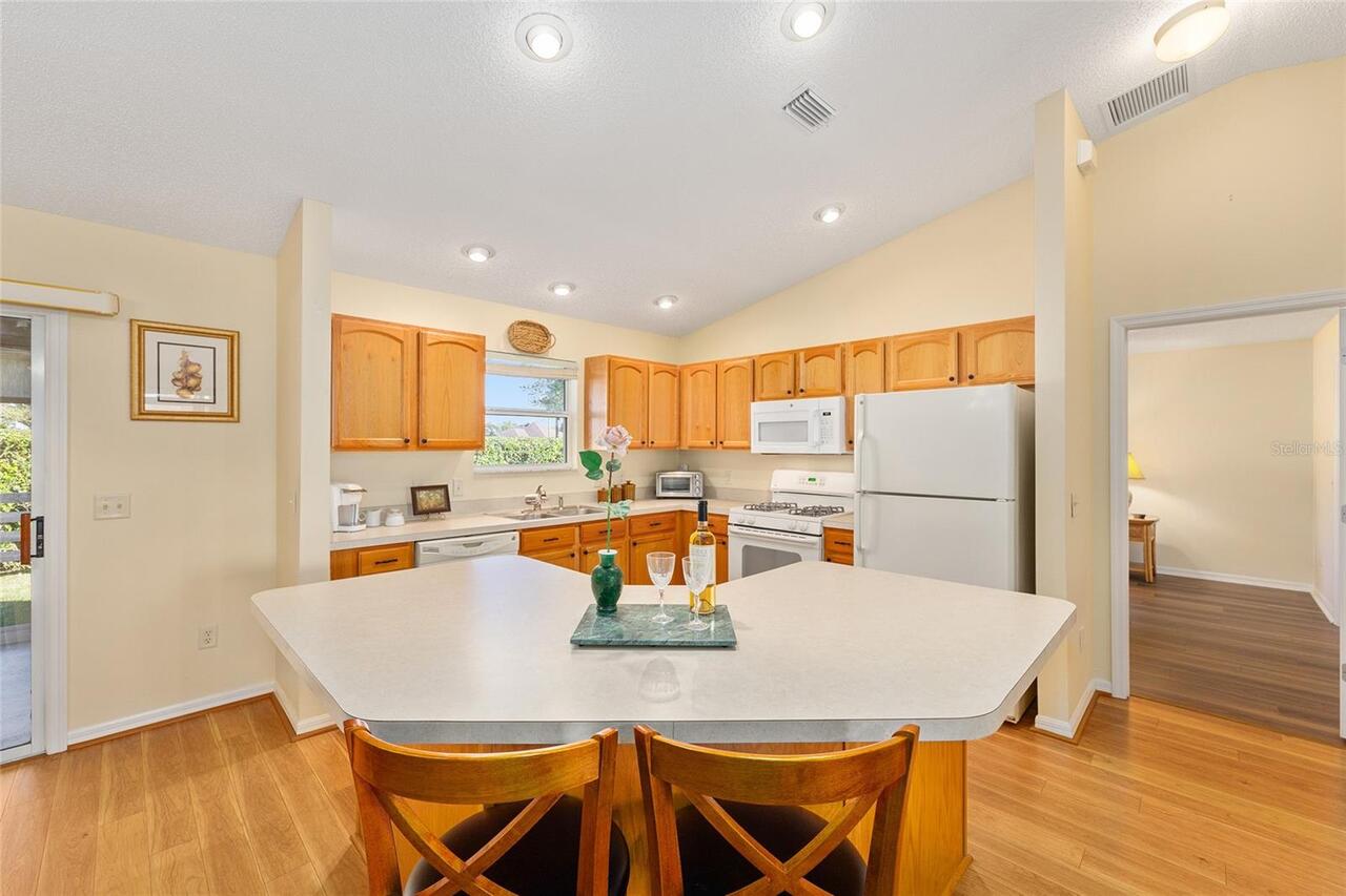 Listing Photo 15