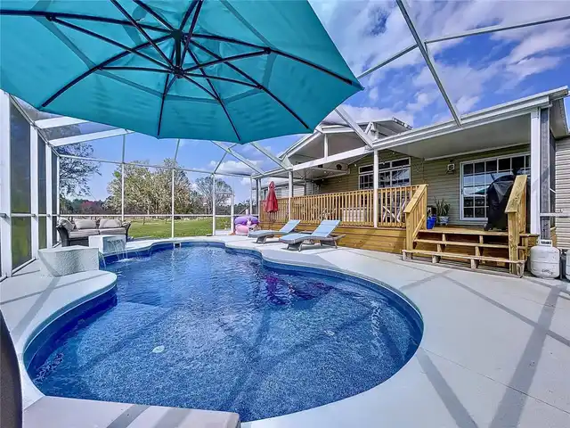 Listing Photo 11