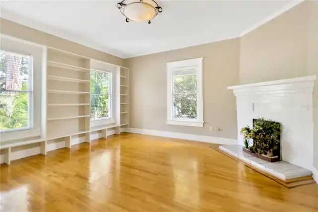Listing Photo 12