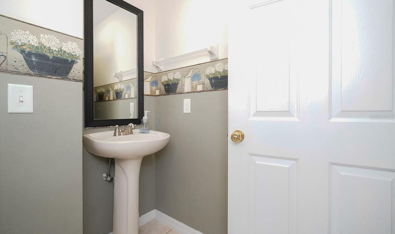 Listing Photo 17
