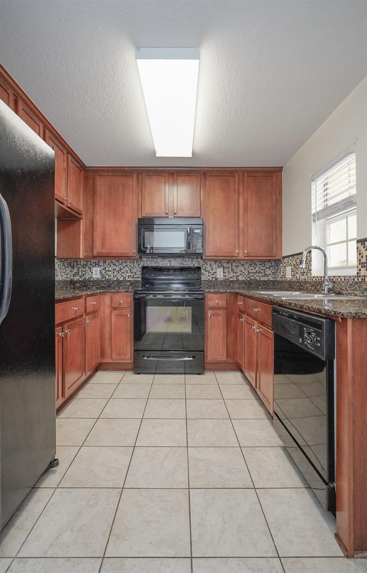 Listing Photo 27
