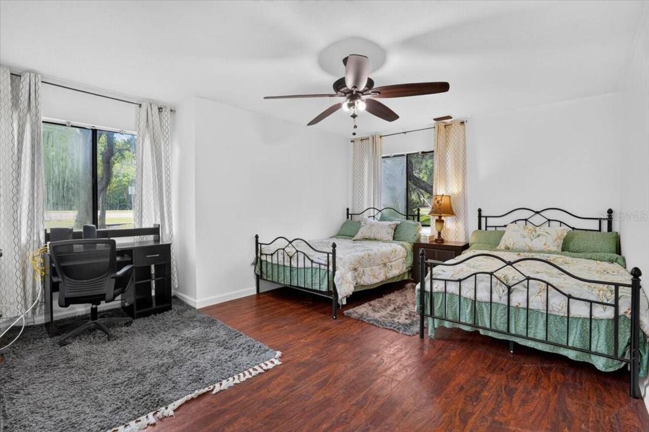 Listing Photo 19