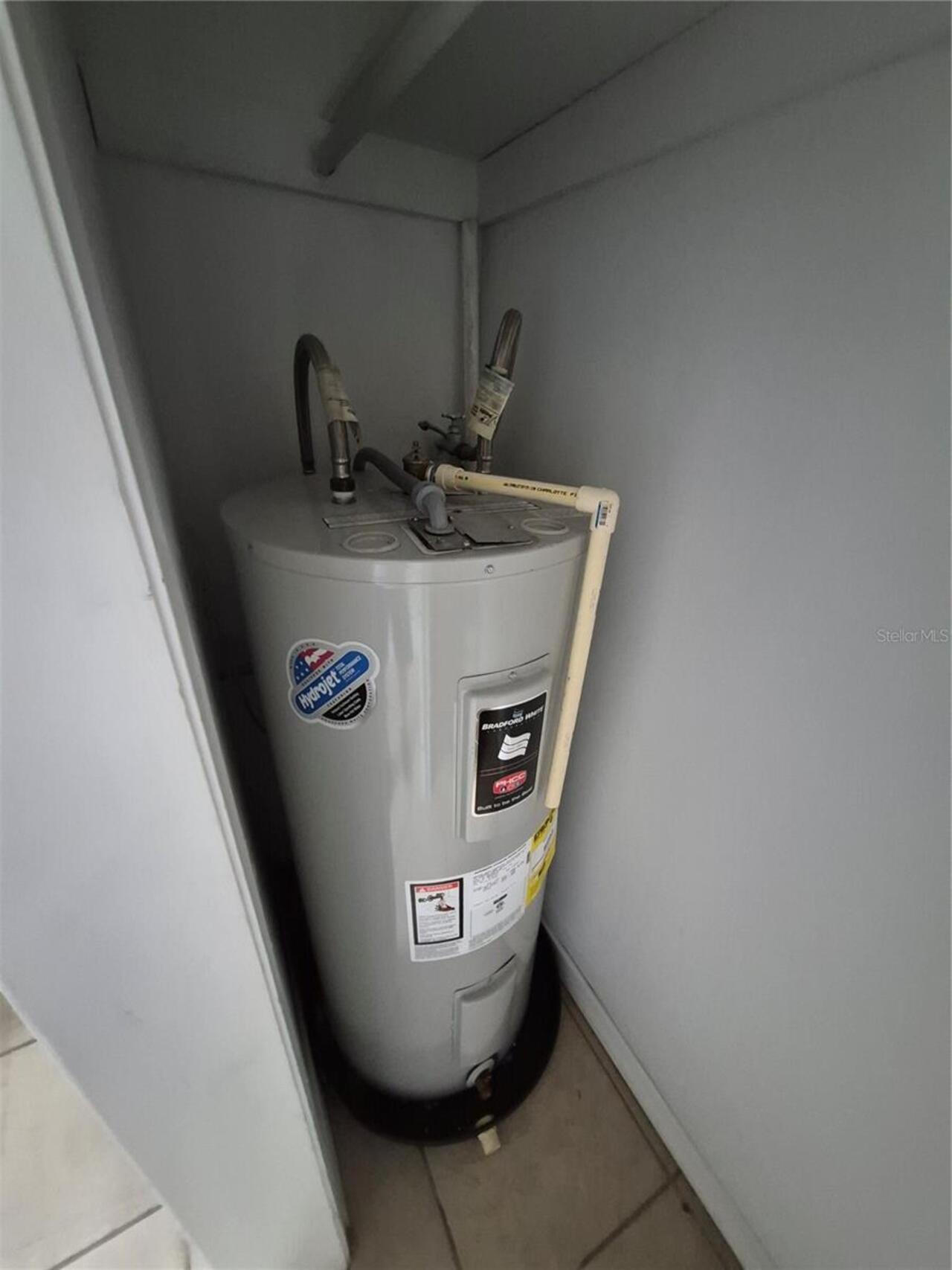 Listing Photo 10
