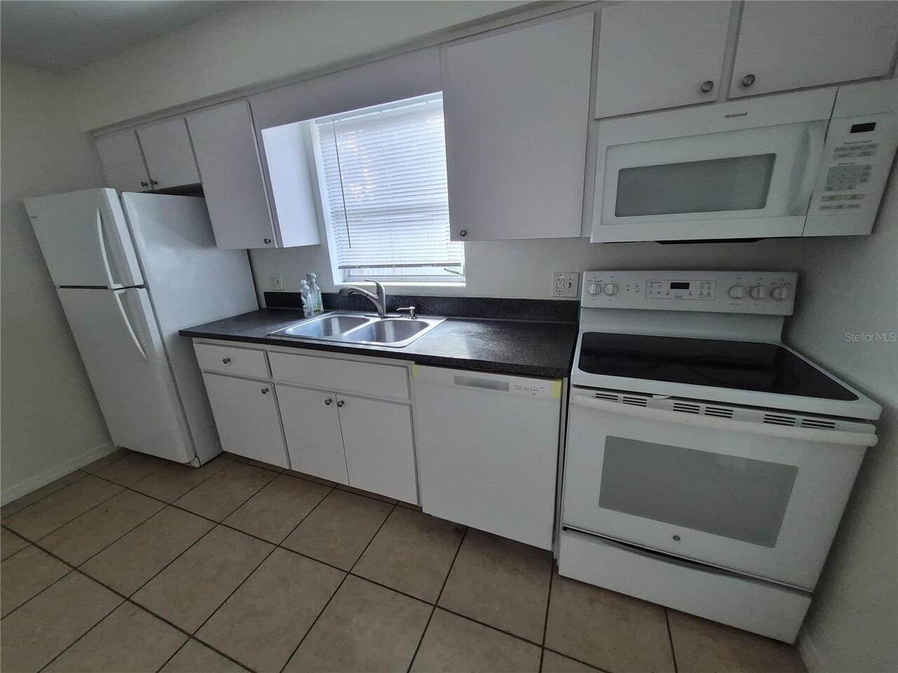Listing Photo 14
