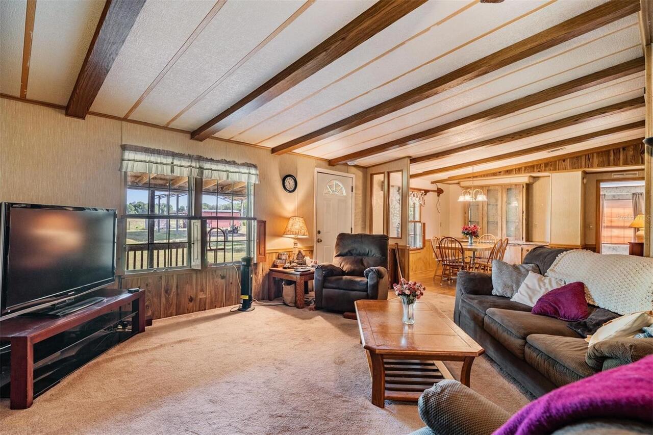 Listing Photo 9