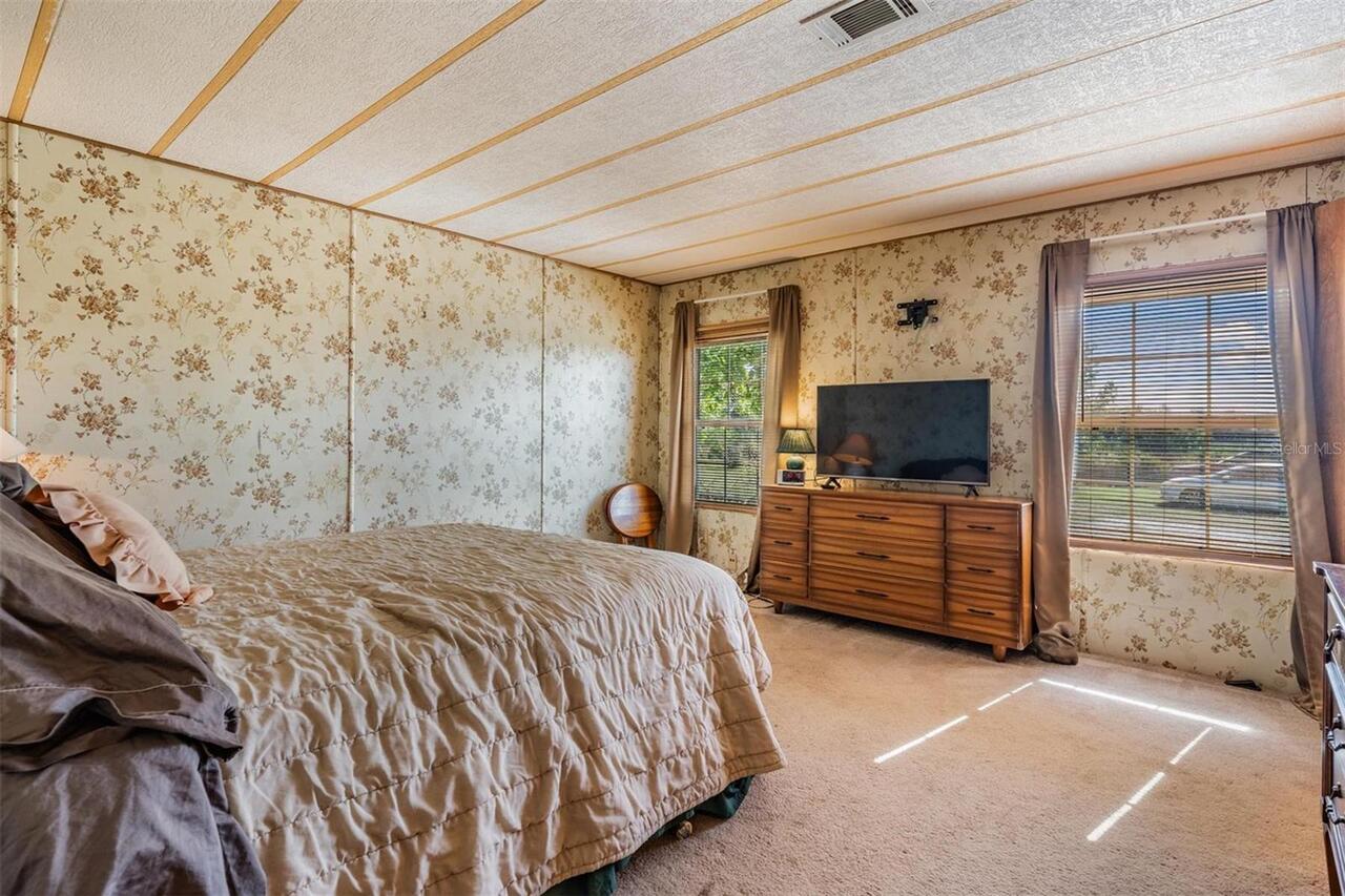 Listing Photo 13