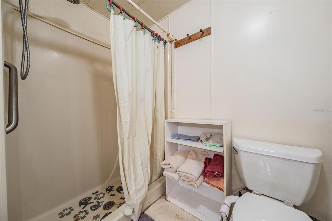 Listing Photo 16