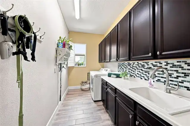 Listing Photo 44