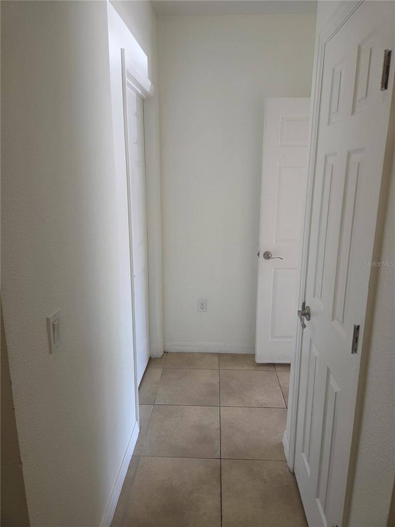 Listing Photo 9