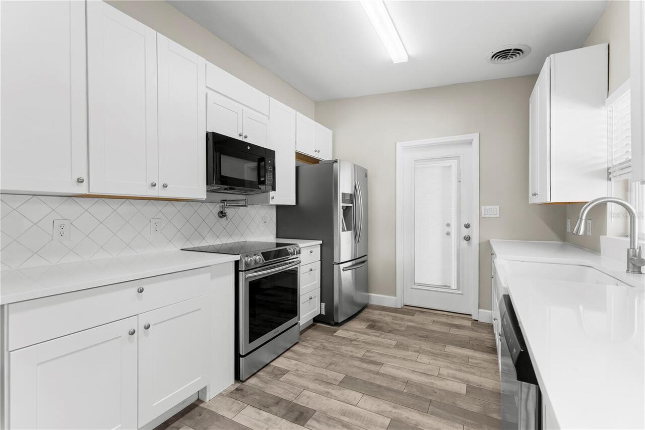 Listing Photo 19