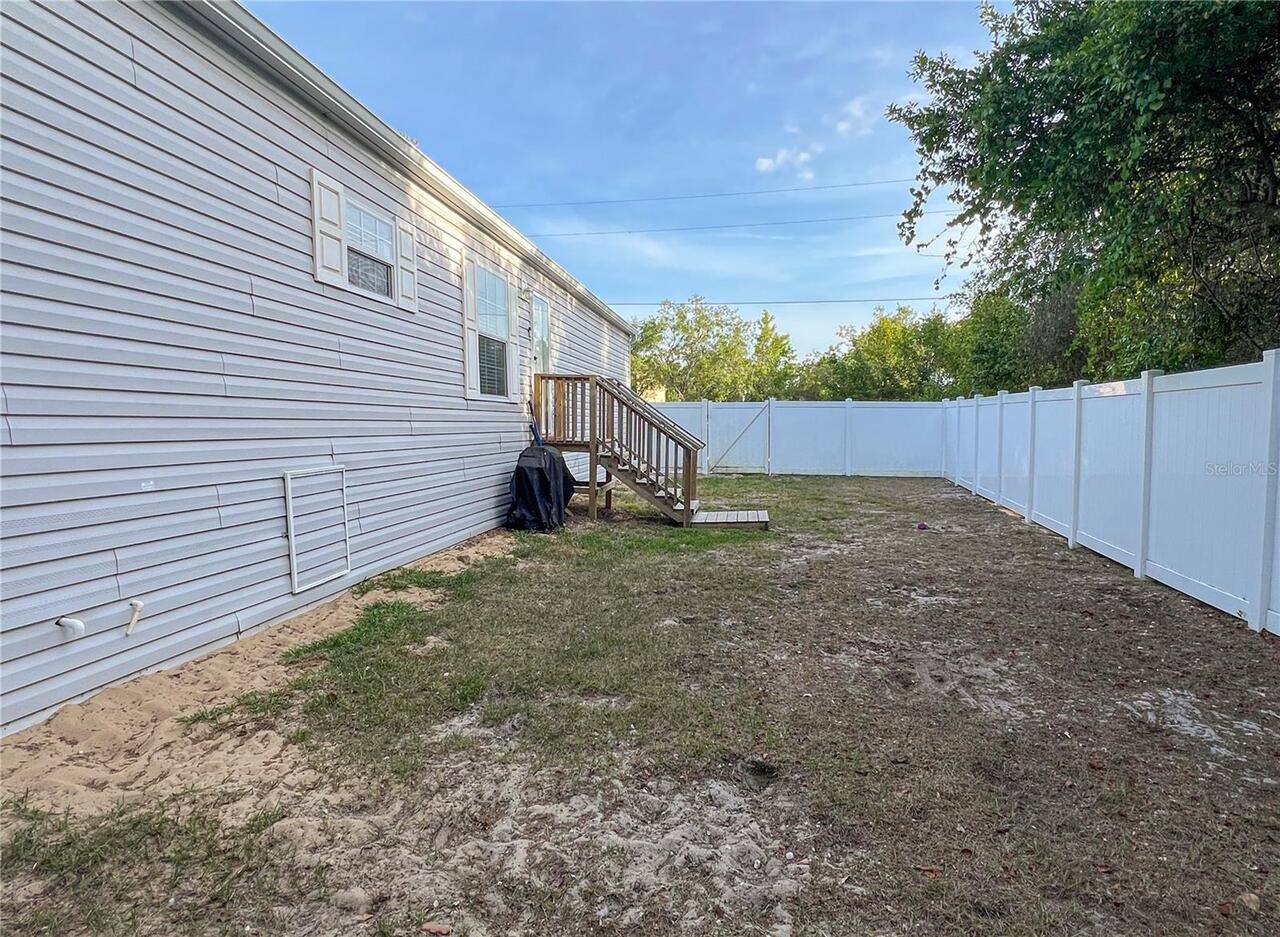 Listing Photo 16