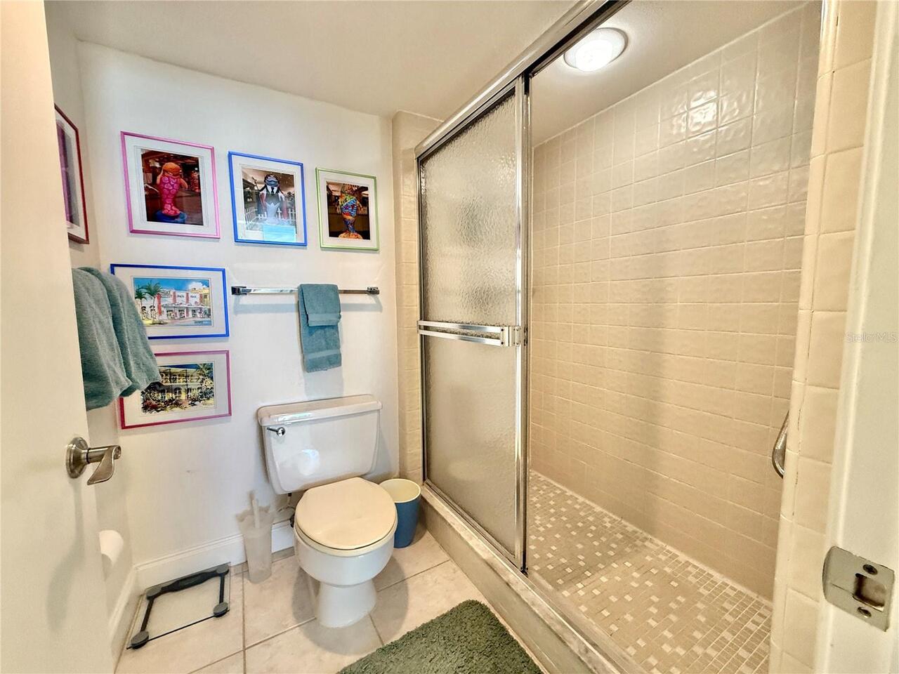 Listing Photo 14