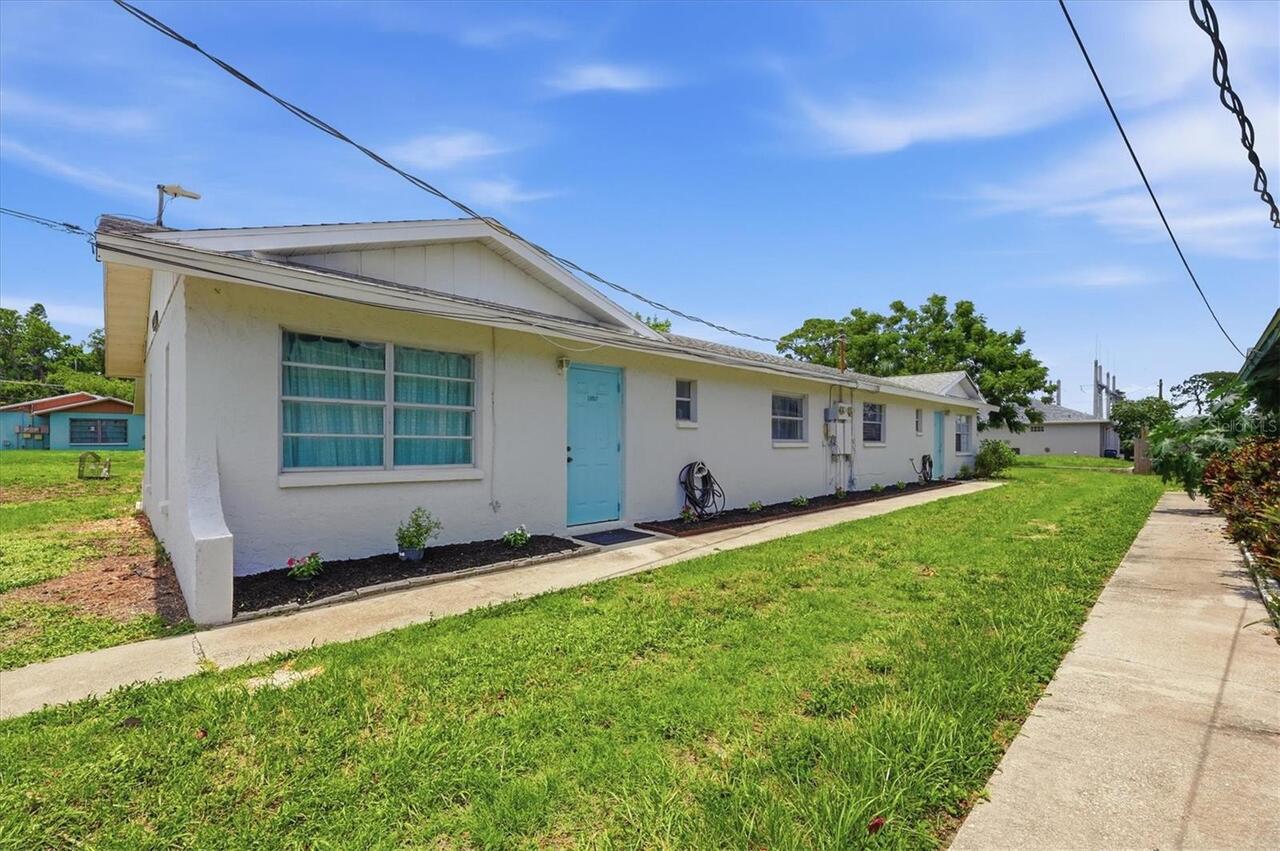 Listing Photo 10