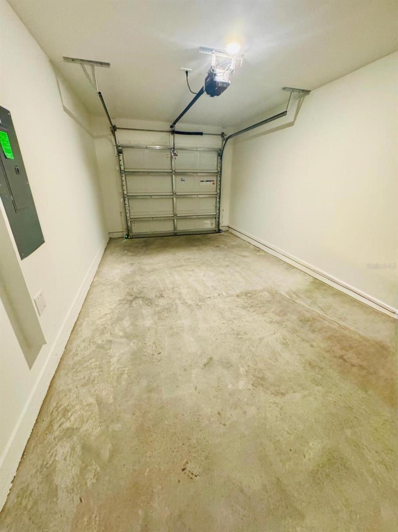 Listing Photo 14