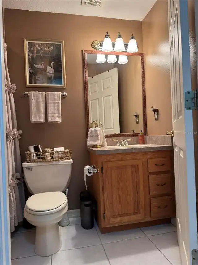 Listing Photo 8