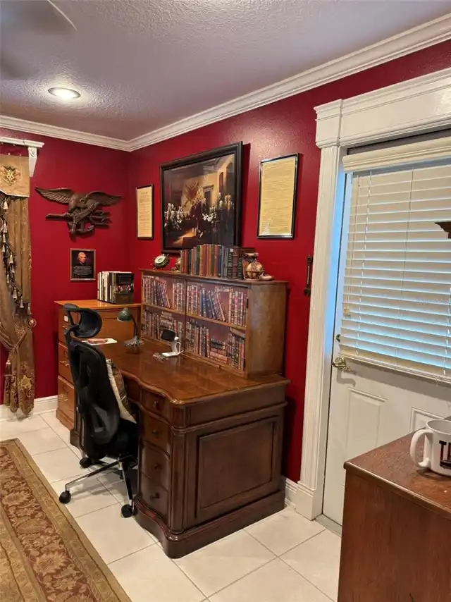 Listing Photo 19