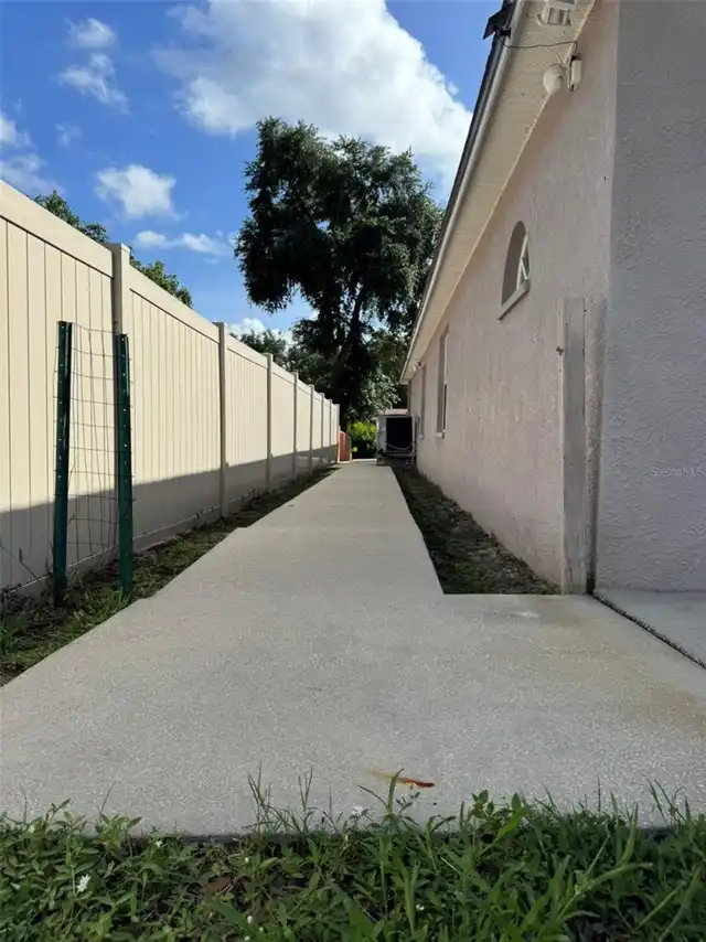 Listing Photo 27