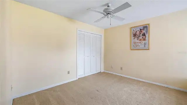 Listing Photo 14