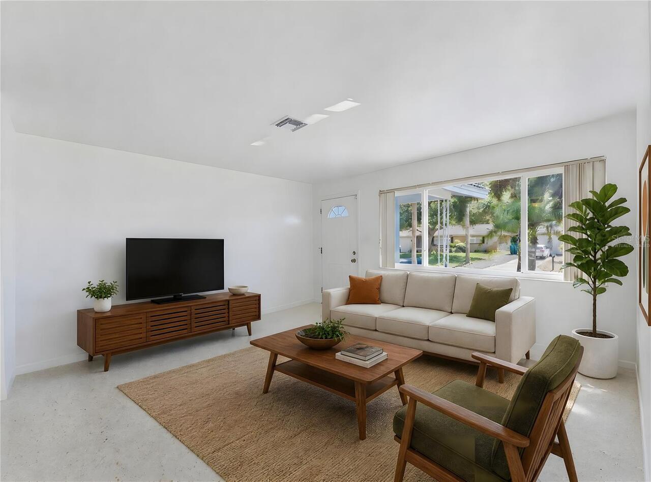 Listing Photo 6