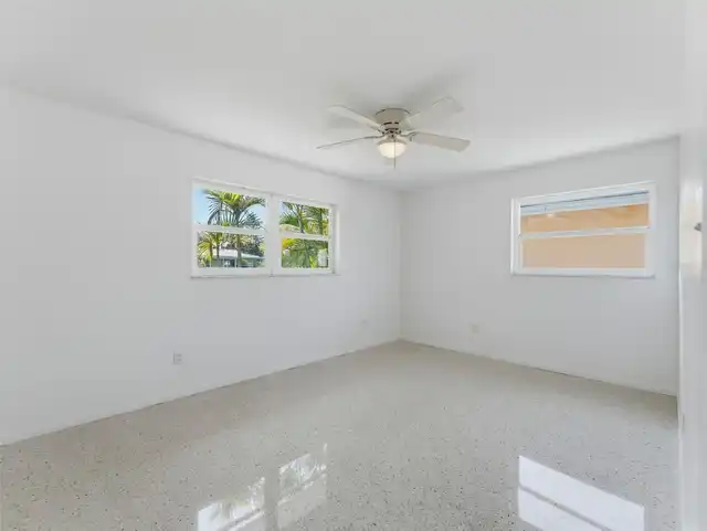 Listing Photo 36