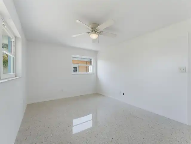 Listing Photo 37