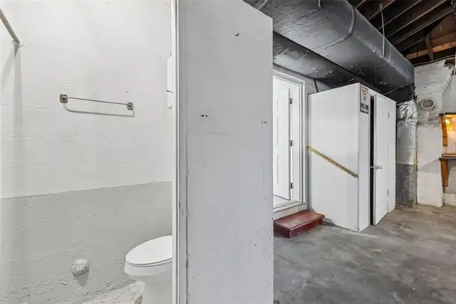 Listing Photo 29