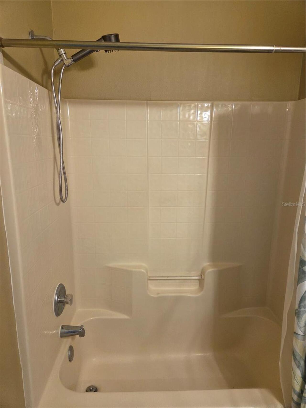 Listing Photo 16