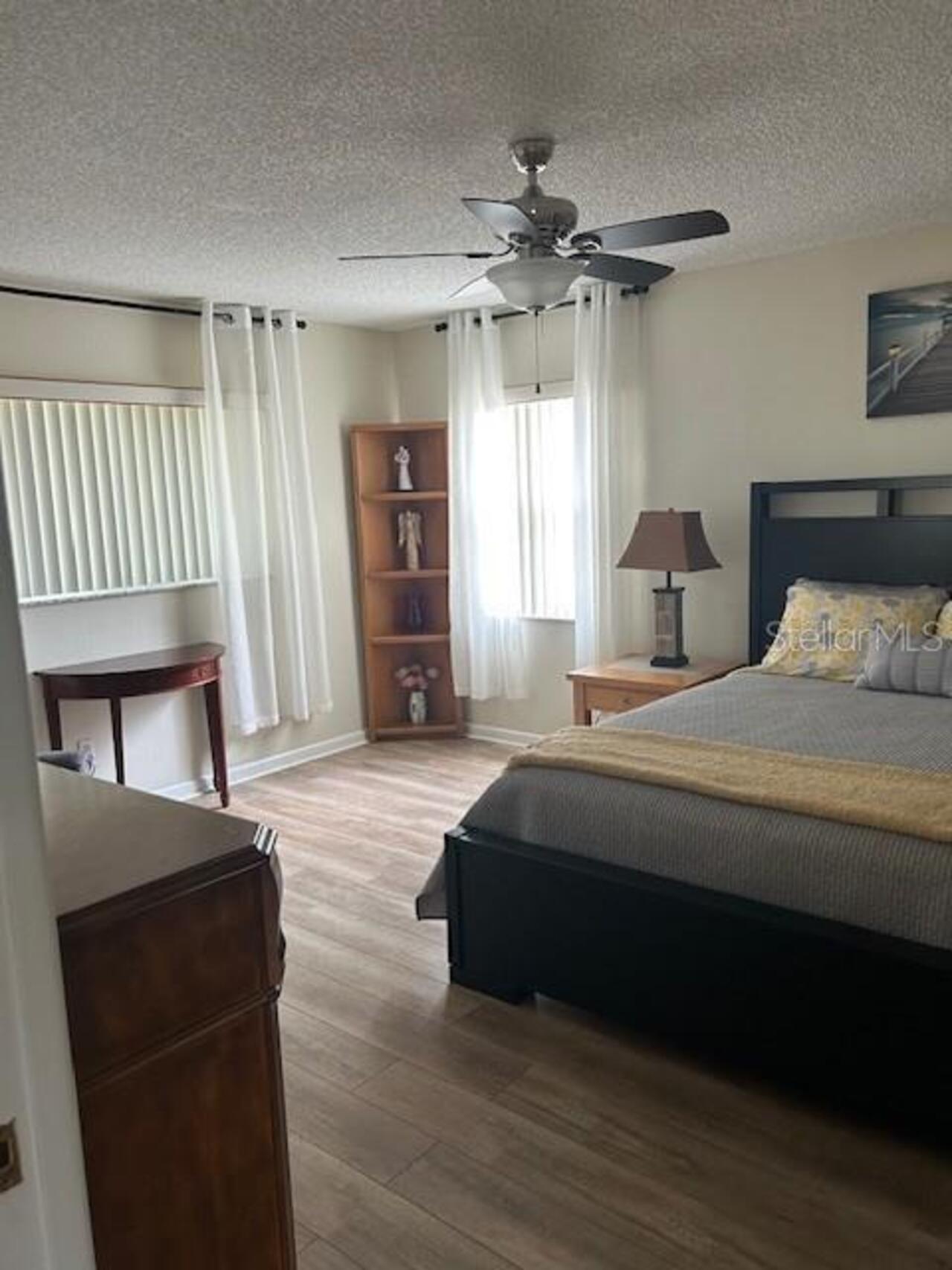 Listing Photo 7
