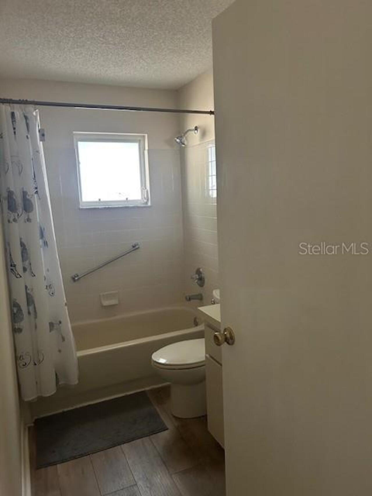 Listing Photo 14