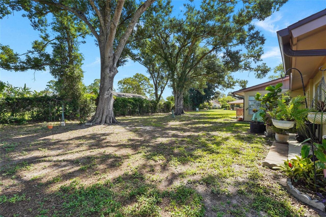 Listing Photo 37
