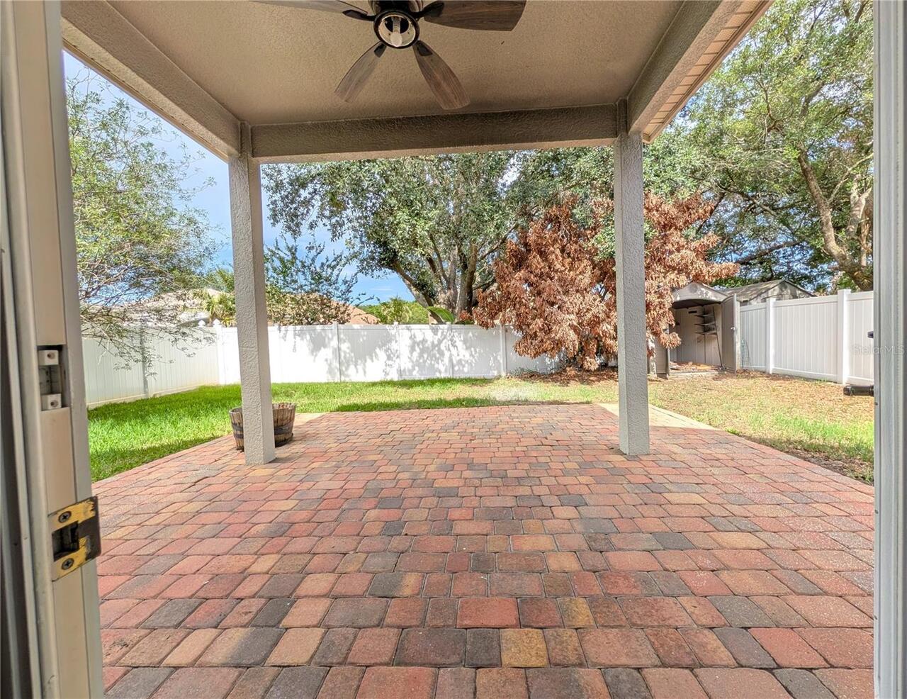 Listing Photo 8