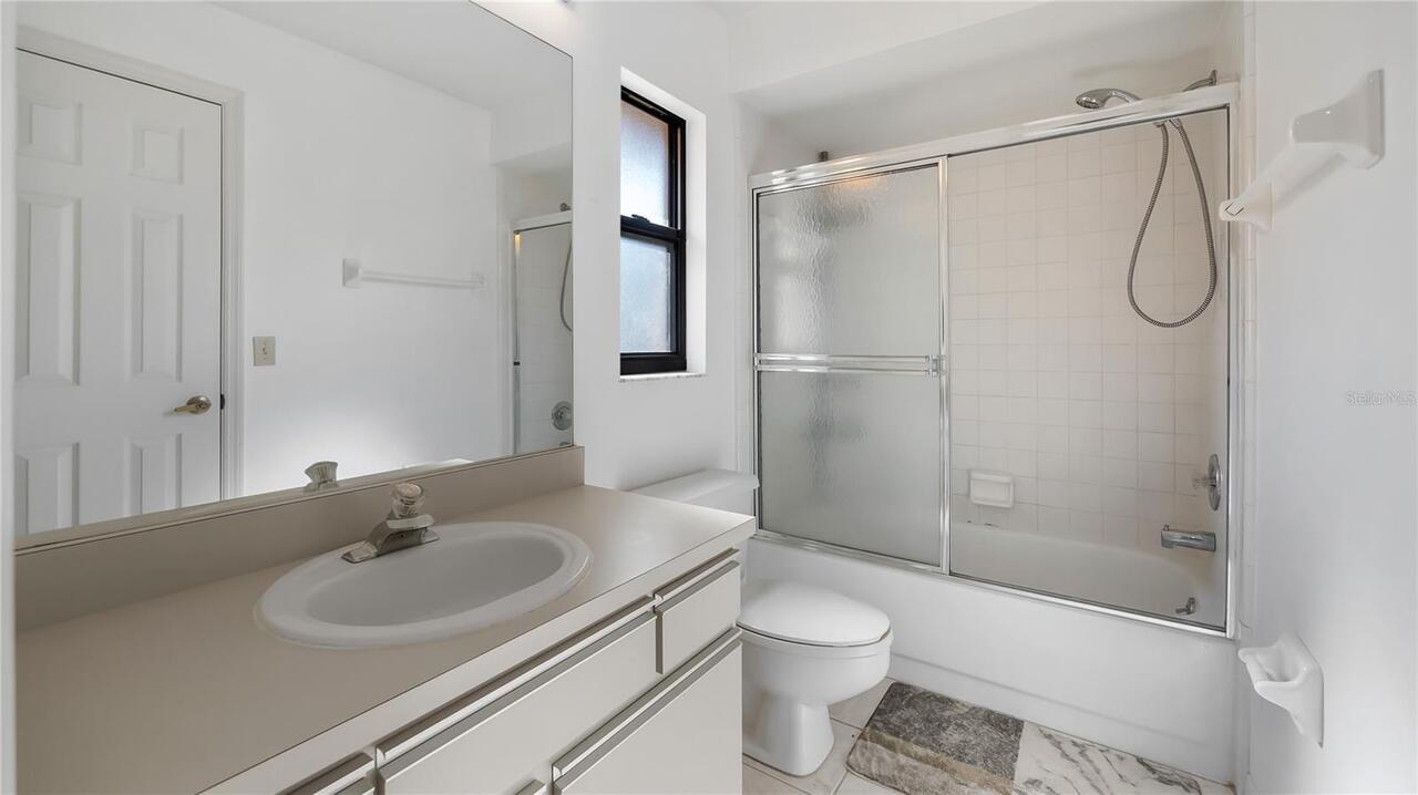 Listing Photo 21