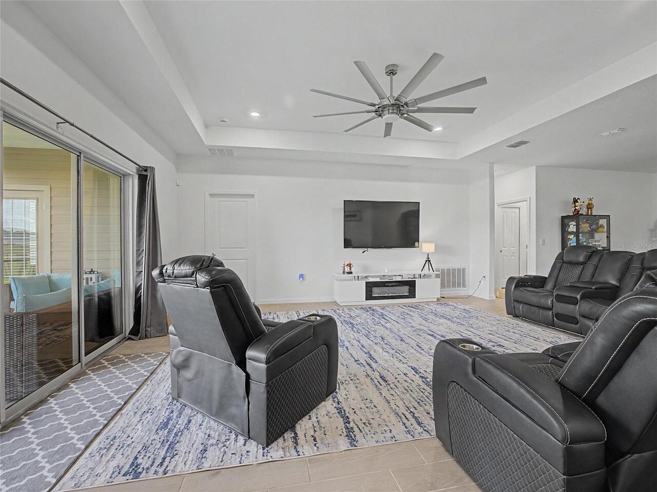 Listing Photo 8