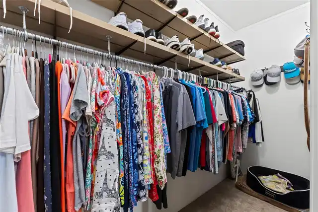 Listing Photo 18