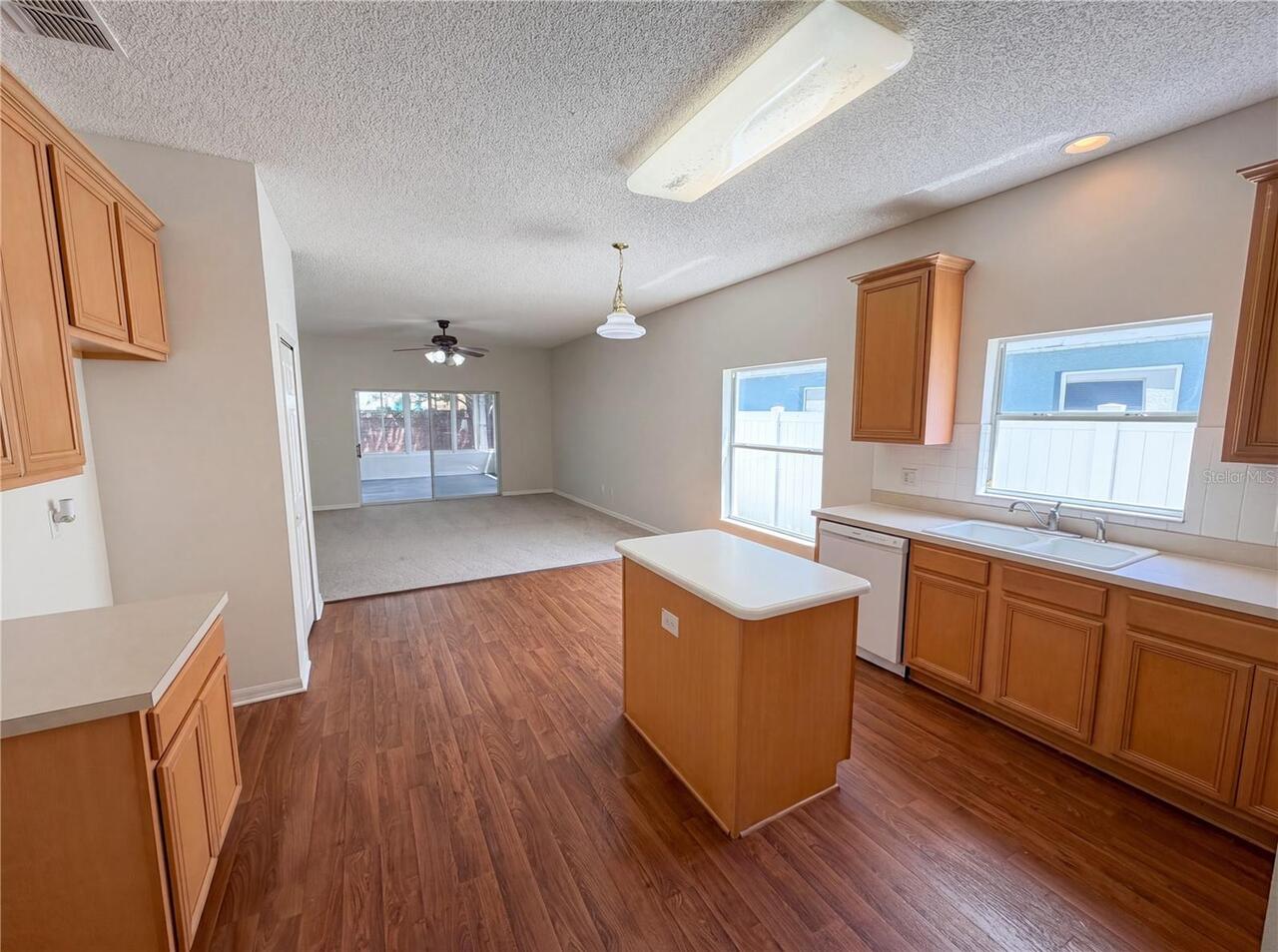 Listing Photo 7