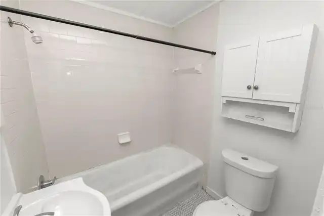 Listing Photo 20