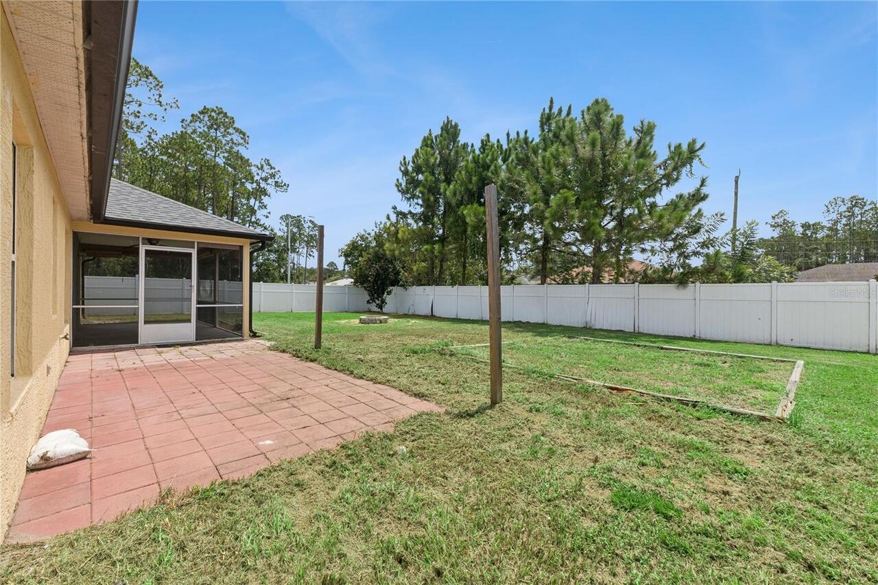 Listing Photo 17