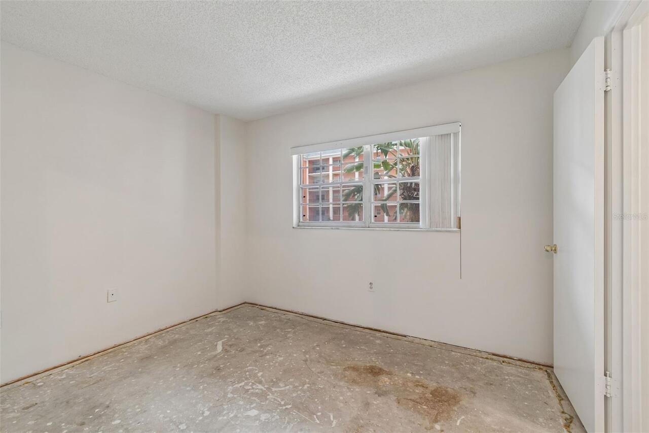 Listing Photo 33