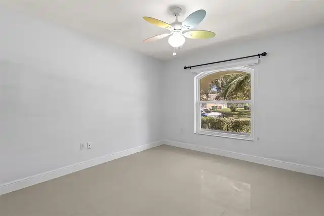 Listing Photo 31