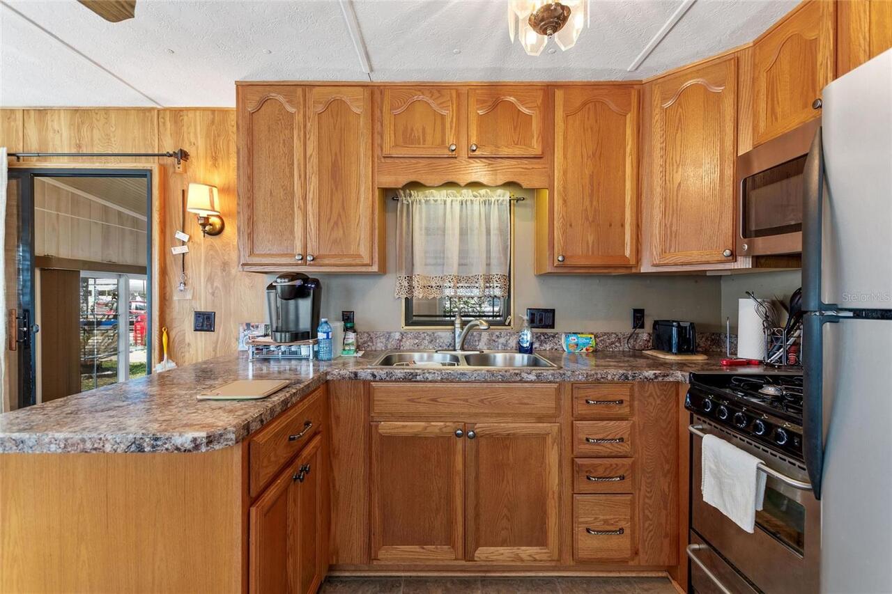 Listing Photo 16