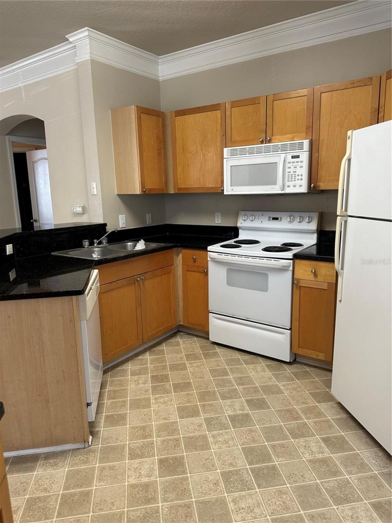 Listing Photo 7