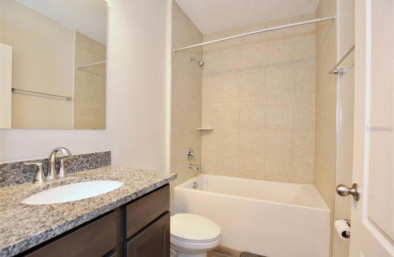Listing Photo 16