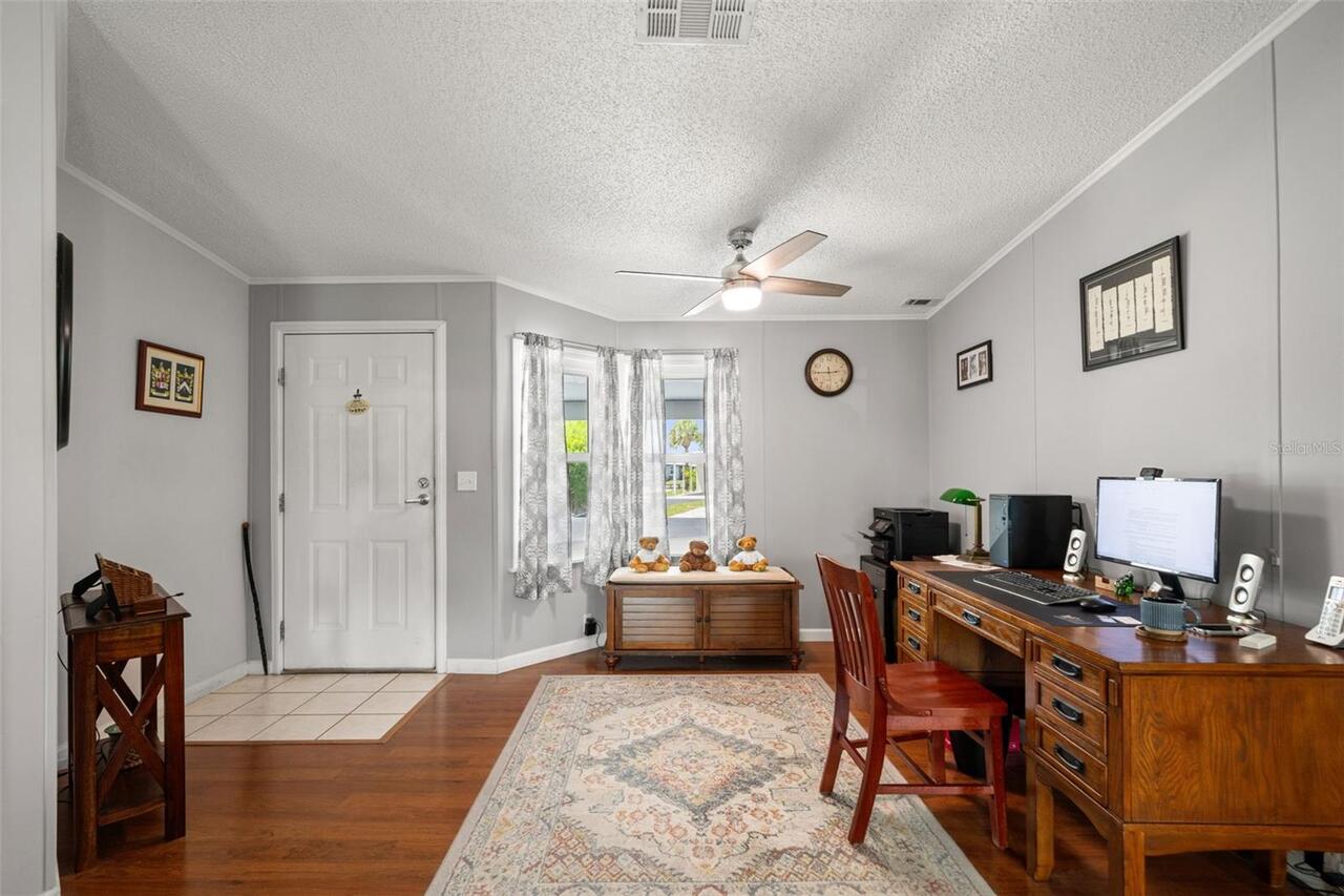 Listing Photo 6